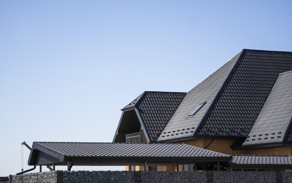 Exploring the Benefits of a Metal Roof in Dallas